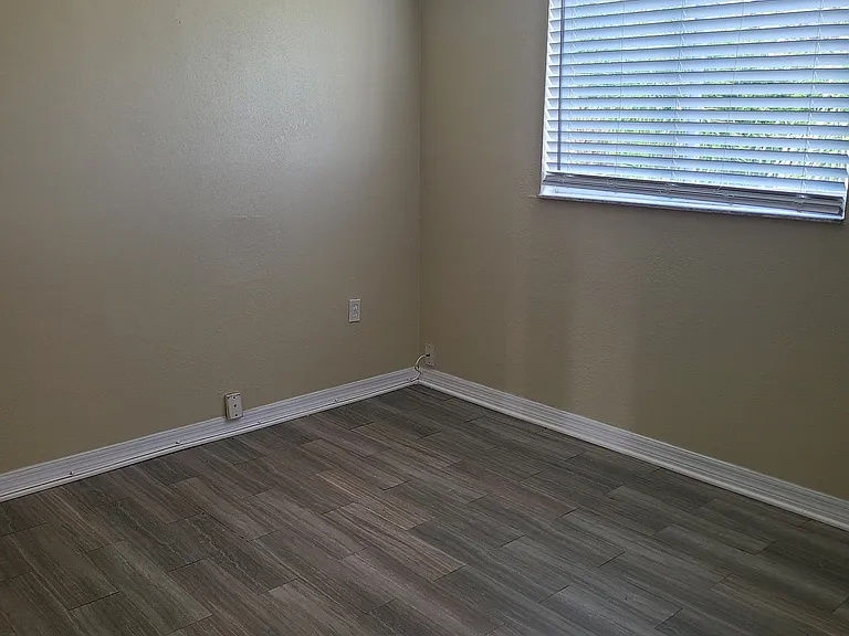 4809 Grand Blvd #14 — Photo 3