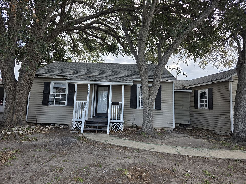 1st image of 444 Brooks Dr