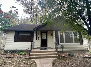 229 Adams St, Edwardsville, IL 62025