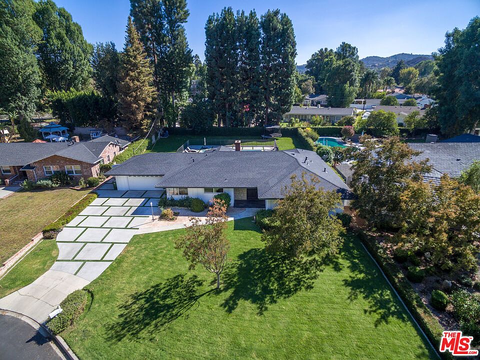 1st image of 20648 Martinez St