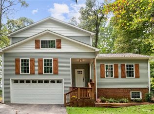 5914 Edgewater Dr, Clemmons, NC 27012