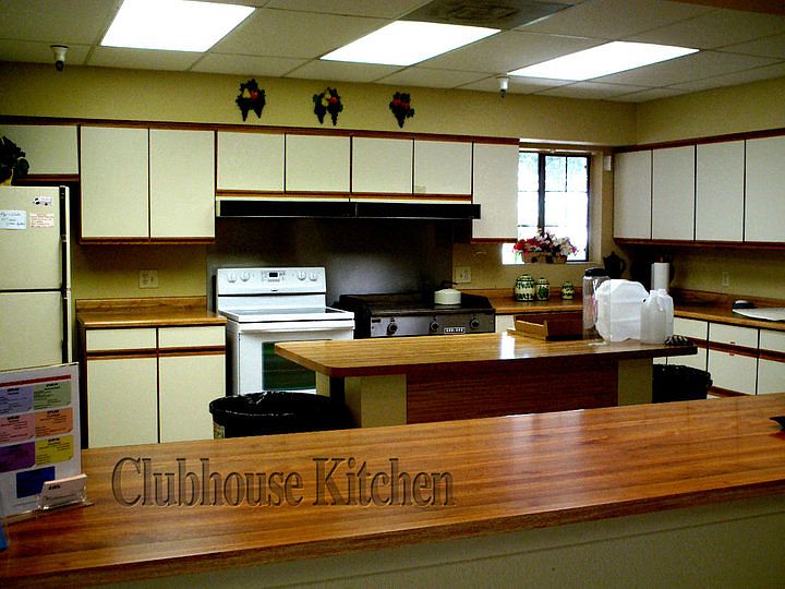 Clubhouse Kitchen