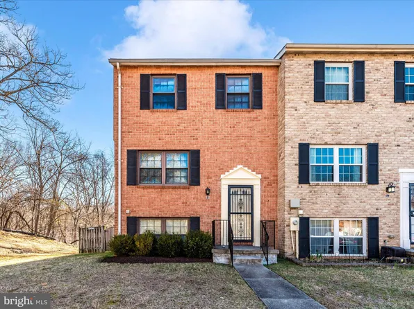 21 Golden Hill Ct, Baltimore, MD 21228