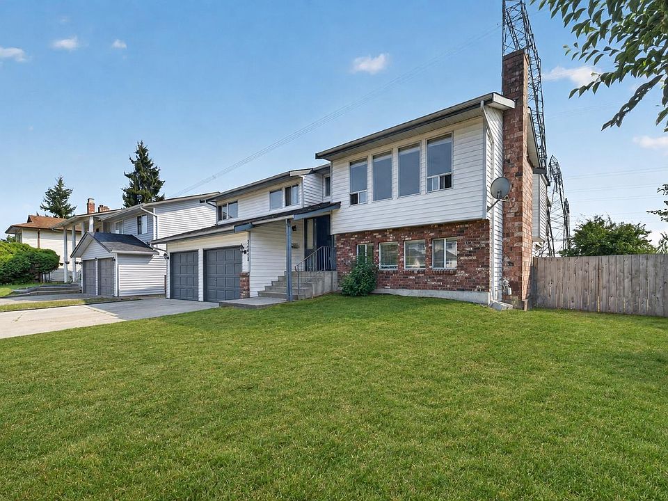 1st image of 32478 Qualicum Pl
