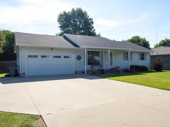 2902 Prairie St, Emporia, KS 66801