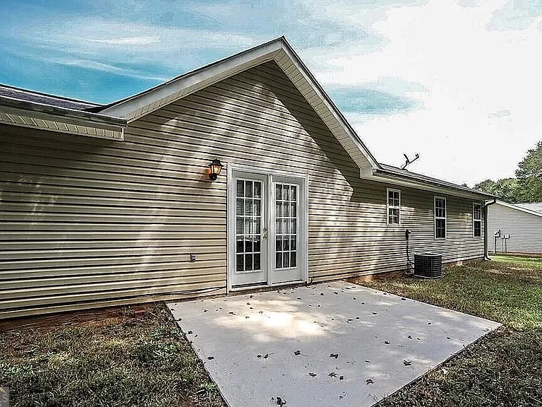 220 Harvest Way — Photo 10