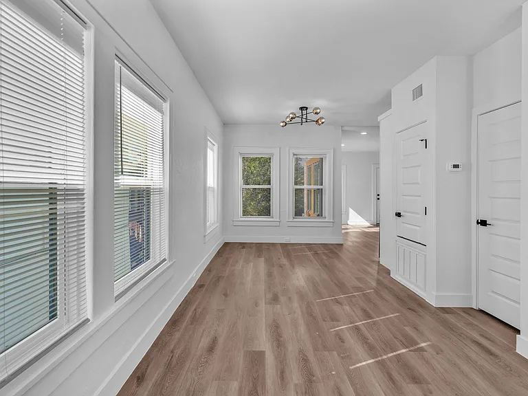 1505 W Woodlawn Ave #2 — Photo 6