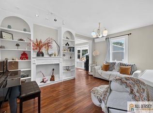 59 Lloyd St, Edison, NJ 08817