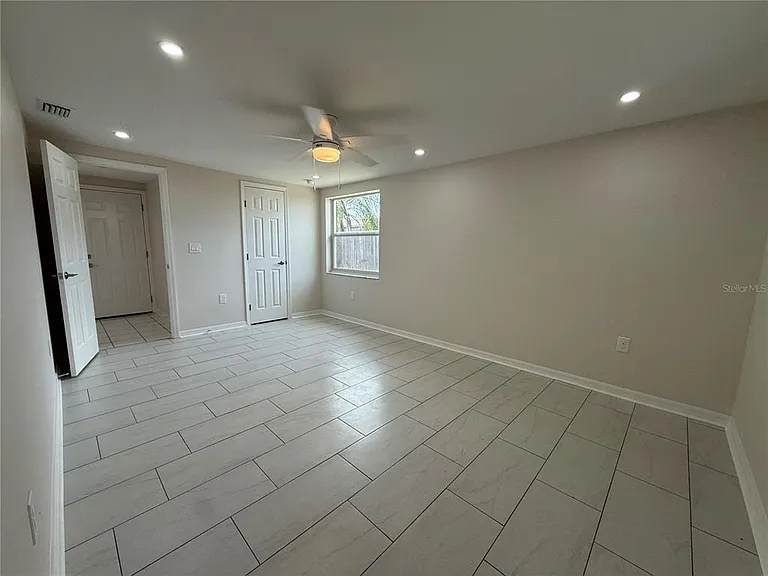 5241 Sparrow Dr — Photo 12