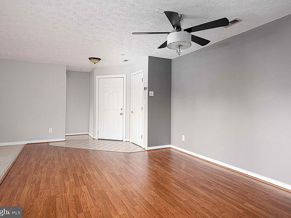 3rd image of 1706 Landmark Dr #2F