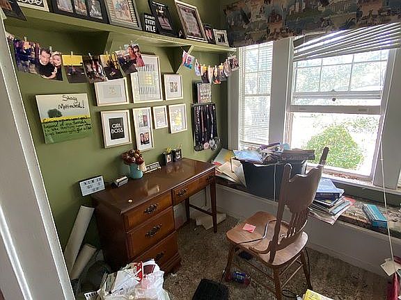 4th image of 366 Alexander Ave