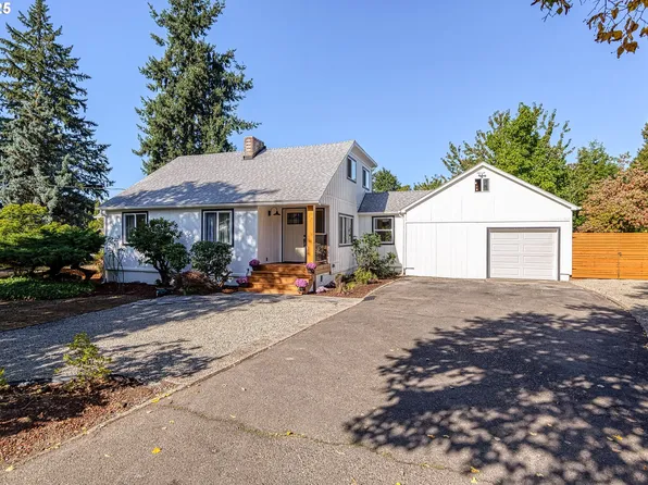 2135 SE Minter Bridge Rd, Hillsboro, OR 97123