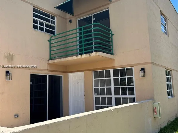 11880 SW 19th Ter APT 113, Miami, FL 33175