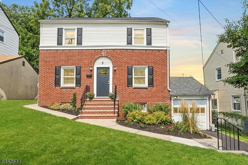 1st image of 3 Orange Heights Ave