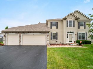 409 Cotoneaster Ct, Oswego, IL 60543