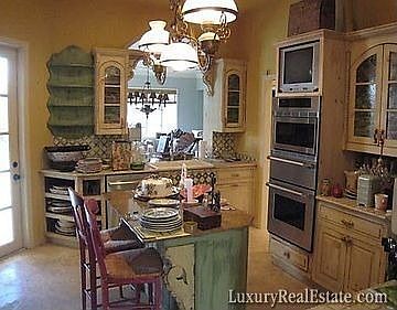 2nd image of 200 Riverway Dr