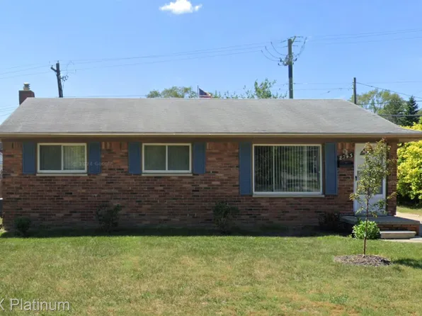 8743 Holly Dr, Canton, MI 48187