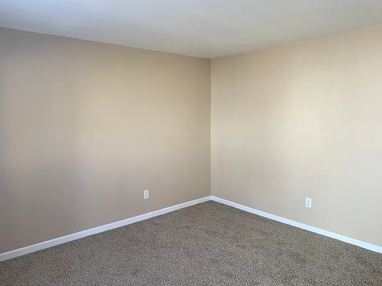 1700 Erin Ct #B — Photo 10