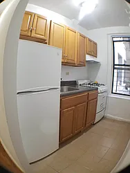 Rented by Roberto Guilbet, LREB