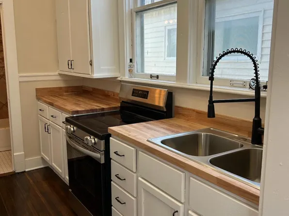 1344 2nd Ave SE #C, Cedar Rapids, IA 52403