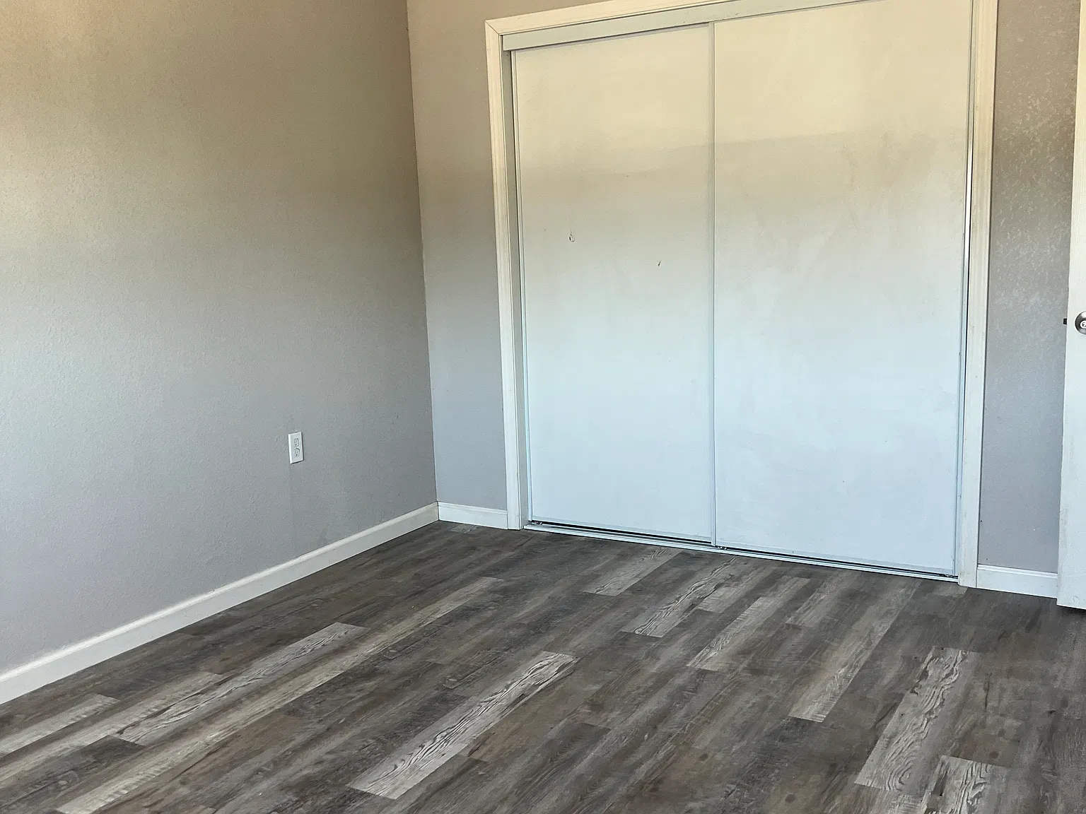 2 bed, 875 sqft, $1,750 — Photo 4