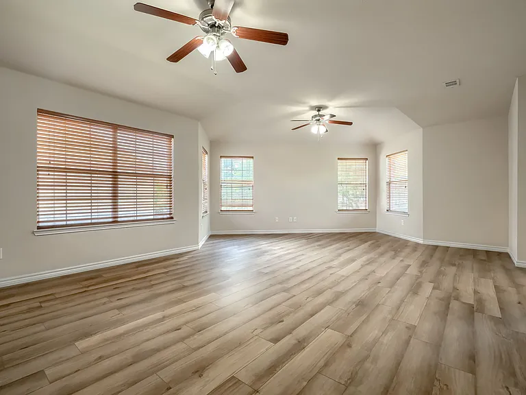 6517 Renewal Rd — Photo 21
