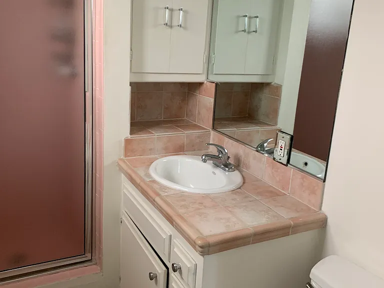 5115 Seabreeze Way — Photo 8