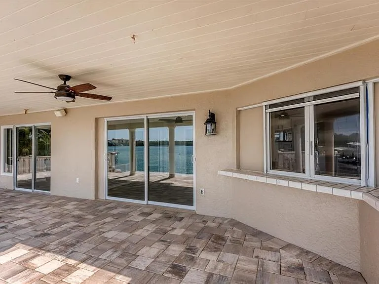 120 Sands Point Dr — Photo 35