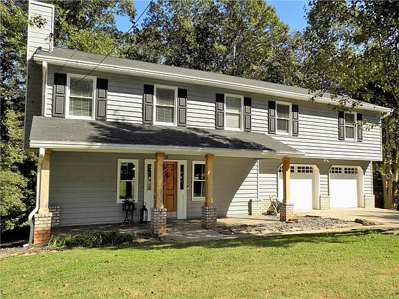 3rd image of 301 Natalie Dr