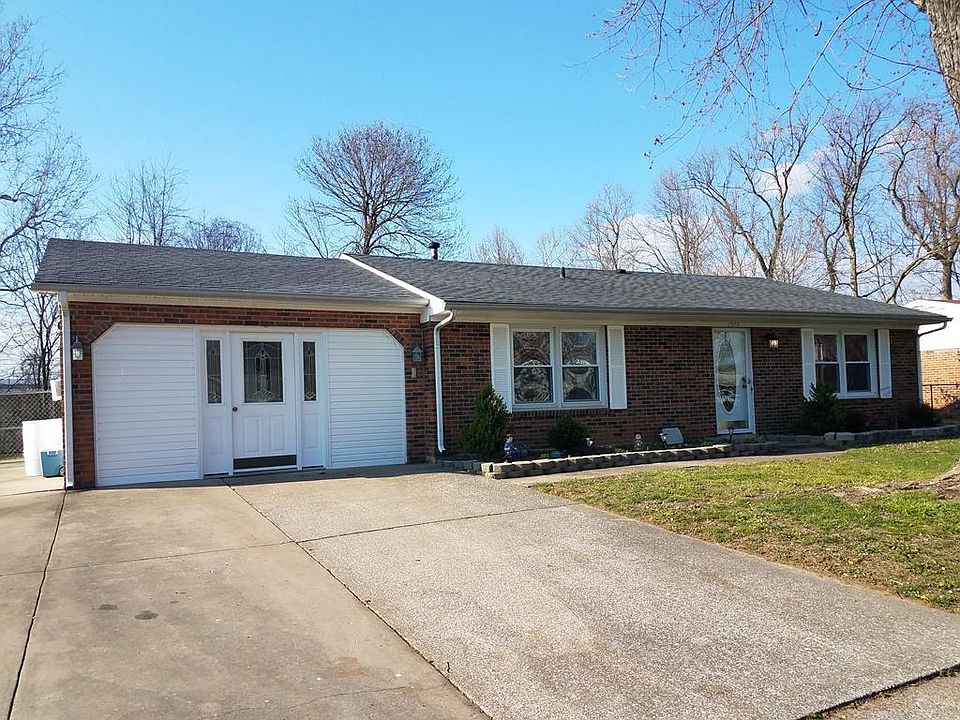 1st image of 2933 Yosemite Dr