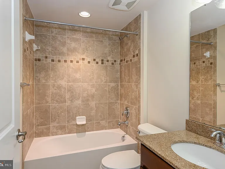 3707 Hansberry Ct NE — Photo 14