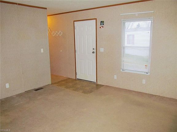 3rd image of 14740 Oak Grove Dr #118