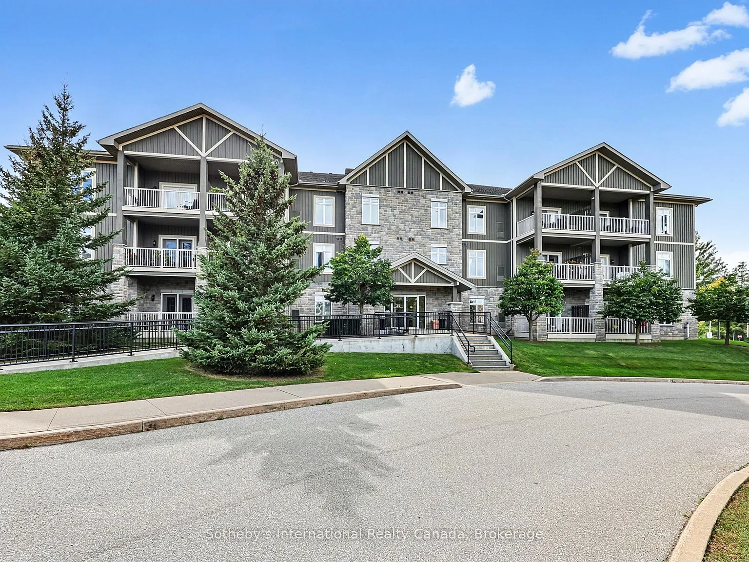2 bed, $2,800 — Photo 3