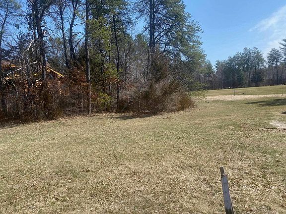 2nd image of 294 Lake Shore Dr