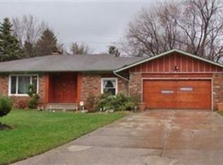 887 Haywood Dr, South Euclid, OH 44121