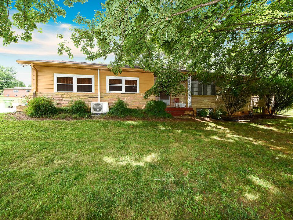1st image of 1617 Leconte Dr