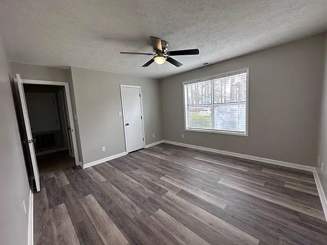 667 Bartons Landing Pl #1 — Photo 12