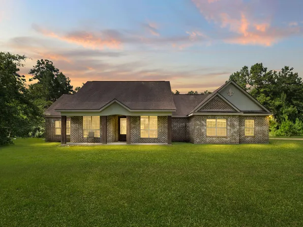 1256 Alexandria Hwy, Leesville, LA 71446