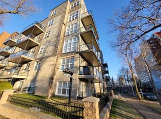 8619 111th St NW #104, Edmonton, AB T6G 2W1