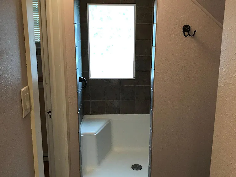 4519 Woolworth Ave — Photo 11