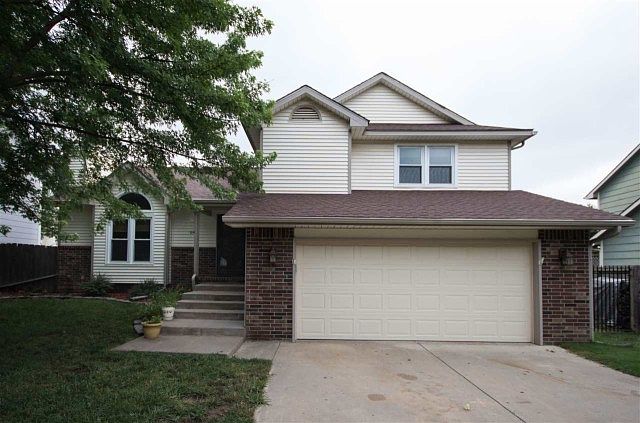 1st image of 230 E Forest Park Ct