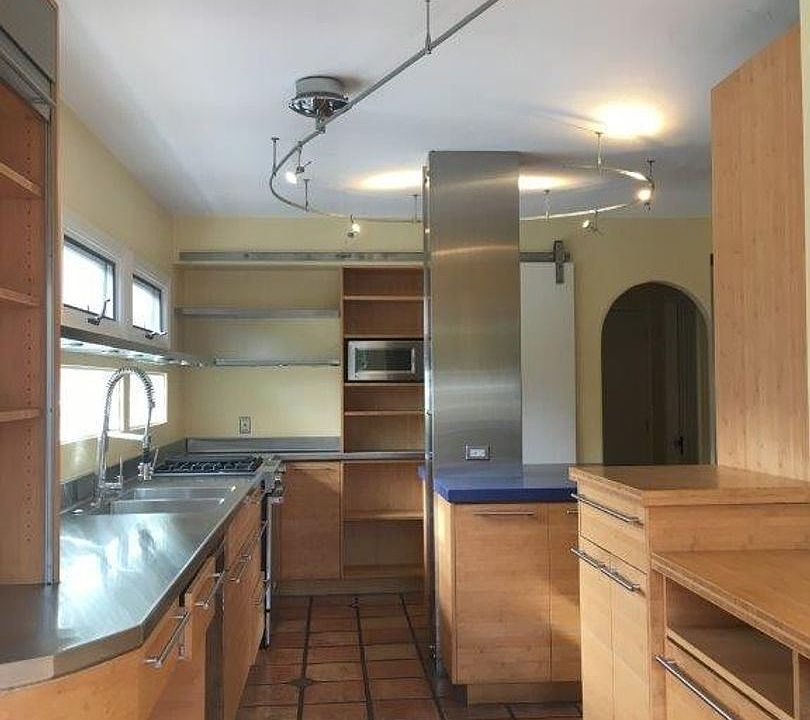 1st image of 141 Park Ave