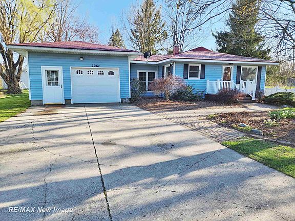 5th image of 2067 W Midland Rd