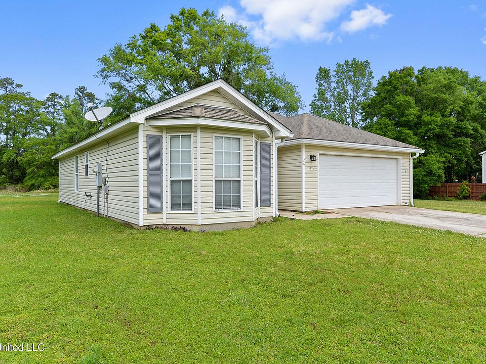 1st image of 126 Valarie Dr