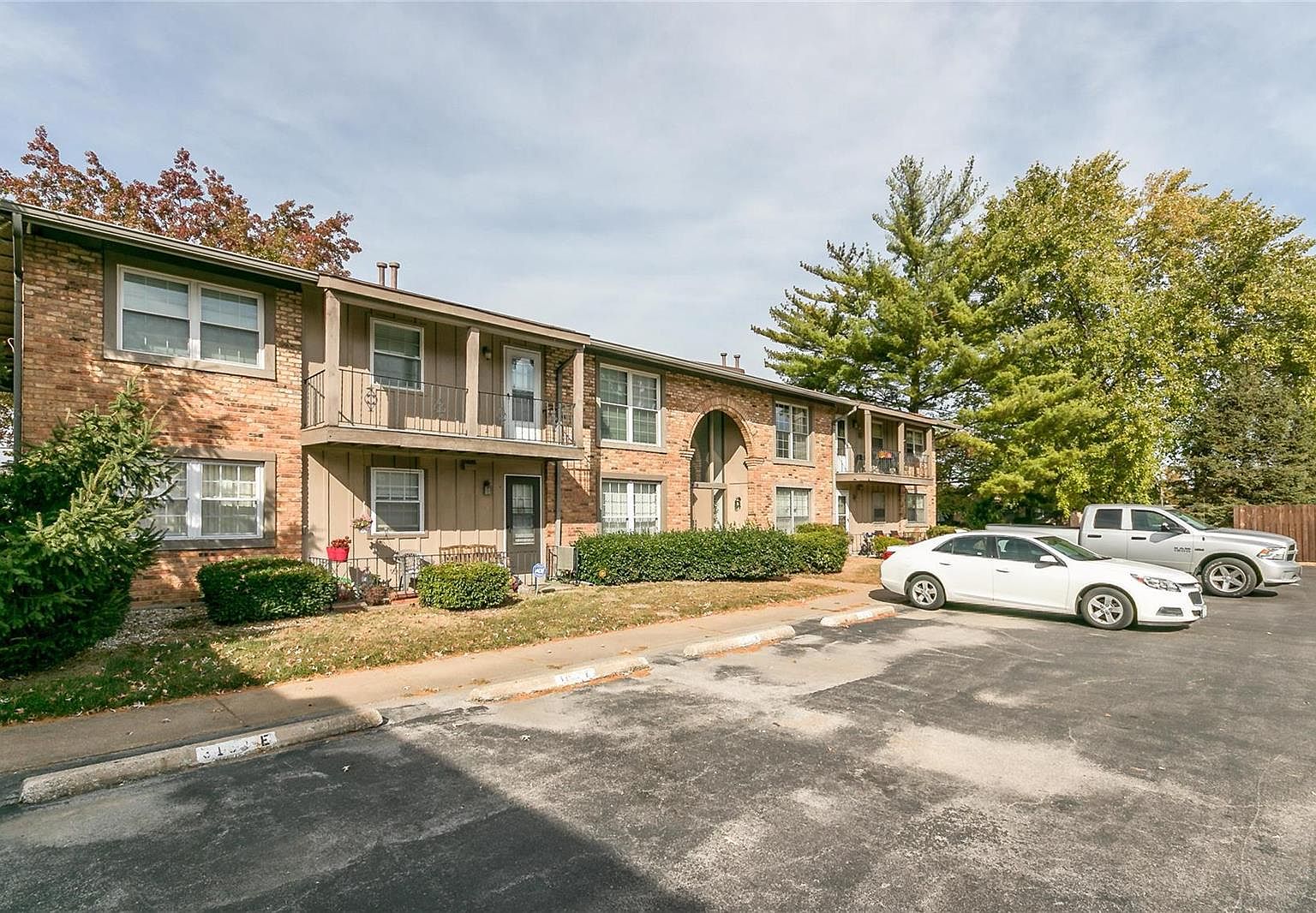 3150 Leisurewood Ct APT B, Florissant, MO 63033 Zillow