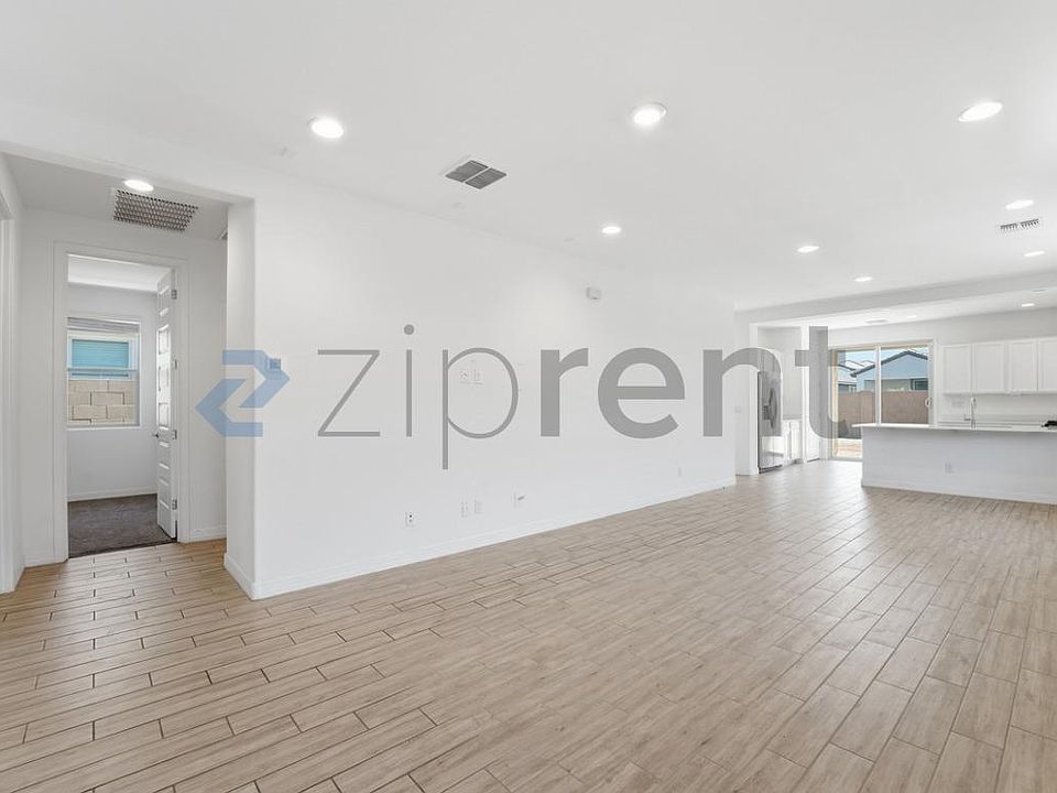 1st image of 9219 W Sells Dr