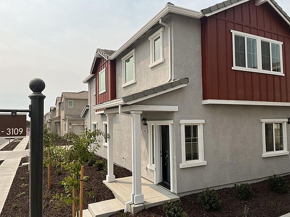 2nd image of 3093 Pruett Dr