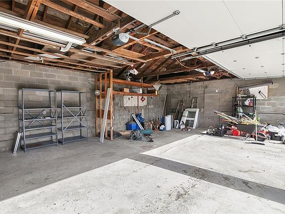 5th image of 202 N 6th St