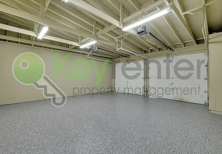 8133 Molokai Way — Photo 29