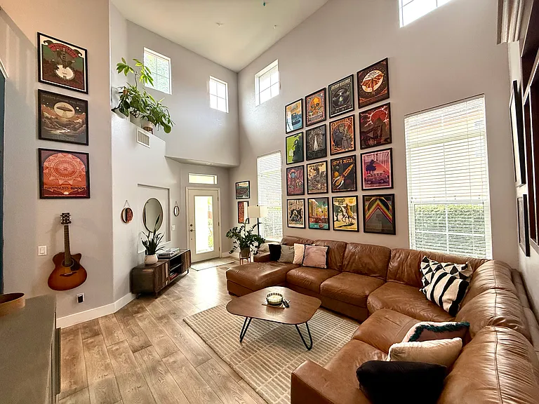 1438 Turquoise Dr — Photo 3